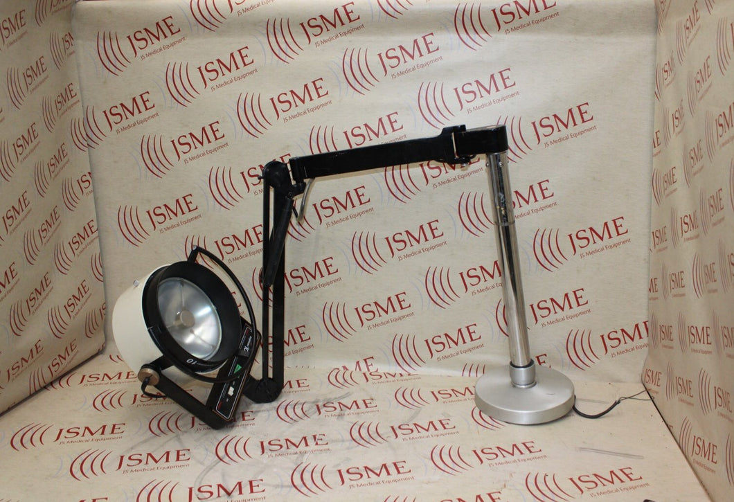 Amsco Examiner 10 Surgical Exam Light W/ Spring Arm
