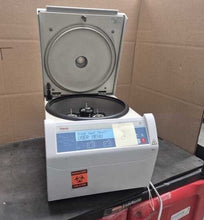 Load image into Gallery viewer, Thermo Scientific Sorvall ST 8 Centrifuge w/ 75005701 Rotor
