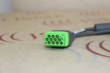 Cargar imagen en el visor de la galería, GE Corometrics MECG / FECG Y-ADAPTER Cable, 1442AAO For 120 &amp; 250 Series
