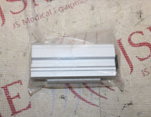 Cargar imagen en el visor de la galería, GE Datex-Ohmeda 6600-0031-900 Kit Bracket Bird Blender
