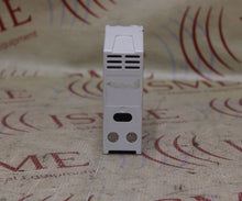 Cargar imagen en el visor de la galería, Mindray Microstream CO2 Module (front bezel chipped)
