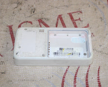 Cargar imagen en el visor de la galería, Mindray TM80 Telemetry Transmitter Monitor (works, but shattered screen)
