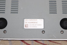 Cargar imagen en el visor de la galería, Abbott EQ002002A ID NOW Isothermal Molecular Rapid Test Analyzer(no cover)
