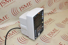 Load image into Gallery viewer, Mindray Datascope Accutorr V Vital Sign Monitor.

