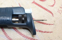 Cargar imagen en el visor de la galería, Gilson Pipetman 2-20μL P20 8-Channel Pipette, MultiChannel Pipette
