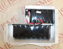 Load image into Gallery viewer, Mindray ZPAK Battery Pack 88050-00 Rechargeable Battery (casing is cracked)
