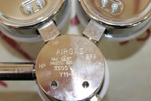 Load image into Gallery viewer, AIRGAS Y11-215D Gas Regulator 3500 PSI
