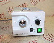 Cargar imagen en el visor de la galería, Olympus CLK-4 Halogen Light Source
