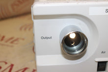 Cargar imagen en el visor de la galería, Olympus CLK-4 Halogen Light Source
