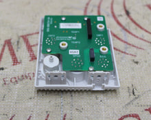 Cargar imagen en el visor de la galería, Mindray MPM Platinum Module Masimo Set Front Bezel Face Panel (corner chipped)
