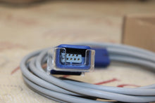 Cargar imagen en el visor de la galería, OEM Nellcor Sensor Extension Cable 8ft Ref DEC8
