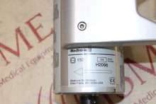 Load image into Gallery viewer, Medtronic 150 Emergency Hand Crank
