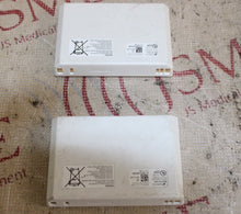 Cargar imagen en el visor de la galería, 2x Verathon 0400-0066 Batteries w/ Bladderscan Charger/Wireless Hub 0570-0193
