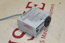 Load image into Gallery viewer, KARL STORZ 481C MINIATURE LIGHT SOURCE
