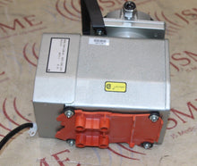 Cargar imagen en el visor de la galería, Gomco Portable Vacuum Suction Pump Model DOA-V180-AA
