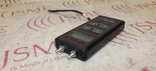 Cargar imagen en el visor de la galería, Dwyer Digital Manometer Series 477AV-2
