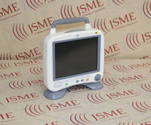 Cargar imagen en el visor de la galería, GE Transport Pro Patient Monitor SCS
