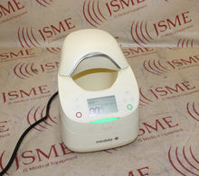 Cargar imagen en el visor de la galería, Medela 87115 Digital Waterless Milk Warmer
