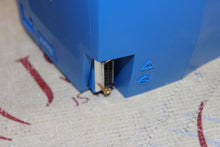 Load image into Gallery viewer, GE Dinamap Carescape V100 Patient Monitor NiBP 2108172-001 w/Clamp
