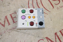 Cargar imagen en el visor de la galería, Mindray MPM Platinum Front panel ASSY Masimo Set w/ MP1 (small corner chip)

