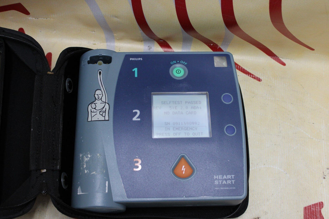 Philips HeartStart FR2+ M3860A AED-With Case And 03/2026 Battery