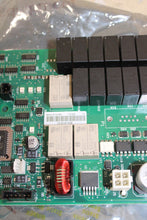 Cargar imagen en el visor de la galería, Hillrom PCB Assembly, CA, Sidecomm Z 92 Purch 157438
