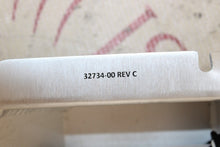 Load image into Gallery viewer, Mindray ZPAK Battery Pack 88050-00 Rechargeable Battery (casing is cracked)
