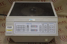Cargar imagen en el visor de la galería, Thermo Scientific Shandon Cytospin 3 Centrifuge Cat# 74000222
