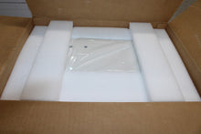 Load image into Gallery viewer, GE T-Piece Resuscitation System w/ Air/02 Blender Ref 1502
