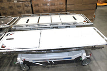 Cargar imagen en el visor de la galería, LOT OF 4 - Steris Hausted Horizon Series Hospital Stretcher
