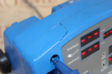 Load image into Gallery viewer, GE Dinamap Pro 400 Monitor Ref DP400
