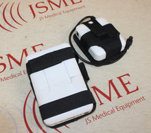 Cargar imagen en el visor de la galería, Laerdal Link Box Plus 200-30250 Patient Stimulator w/Case &amp; Battery 200-30350
