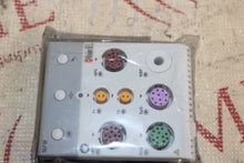 Cargar imagen en el visor de la galería, Mindray MPM Masimo Set Panel Front Bezel ASSY
