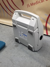 Load image into Gallery viewer, Smartvest SQL System w/ 4x New Vests &amp; 4x New Vest Wraps &amp; Case *ONLY 0.4 HOURS*
