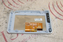 Cargar imagen en el visor de la galería, Mindray BeneView T1 Replacement Screen (bezel is chipped)
