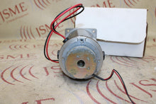 Cargar imagen en el visor de la galería, GE 2281608 AMX 4 Main Drive Motor + 46-270828G1 Brake Assembly
