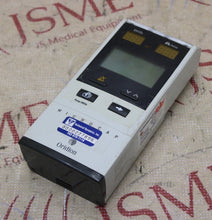 Cargar imagen en el visor de la galería, Oridion Microcap Microstream Handheld Capnograph w/ Battery
