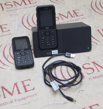 Cargar imagen en el visor de la galería, 2x Cisco Wireless IP Phone CP-8821 w/ 1x Cisco CP-DSKCH-8821 Charging Cradle
