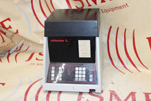 Load image into Gallery viewer, Sorvall Cellwasher 2 Centrifuge For Parts
