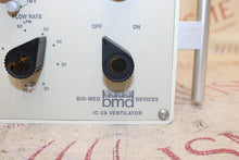 Cargar imagen en el visor de la galería, Bio-Med Devices IC-2A Transport Vent.
