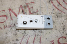 Cargar imagen en el visor de la galería, Mindray CO2 Microstream Module Front Panel ASSY (top chipped)
