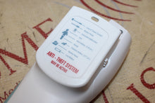 Cargar imagen en el visor de la galería, Welch Allyn Hillrom Suretemp Plus Model 690 Digital Thermometer +25 Probe Covers
