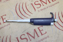 Cargar imagen en el visor de la galería, Rainin L-1000 XLS 100-1000 µL Pipet-Lite Single Channel Pipette
