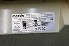 Load image into Gallery viewer, Medela BiliBed 038.3015 Phototherapy Unit, 7169.1 Total hours
