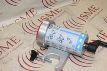 Load image into Gallery viewer, Medtronic 150 Emergency Hand Crank

