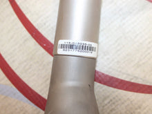 Cargar imagen en el visor de la galería, Mindray 115-048035-00 Flexible Bag Arm For A Series
