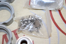 Cargar imagen en el visor de la galería, Lot of Mindray A Series Parts: Insp/Exp Connector,APL Valve Cap Cover,Rotary Cap
