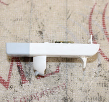 Cargar imagen en el visor de la galería, Mindray CO2 Module Front Bezel (Dryline 2 Receptacle 115-020622-00) -2 chips
