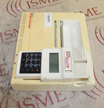 Cargar imagen en el visor de la galería, Jones Satellite 3 Spirometer Handheld Unit + Base Station
