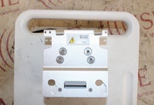 Cargar imagen en el visor de la galería, Mindray Quick-Release Rolling Stand Top Plate w/Connecting Cable (no battery)
